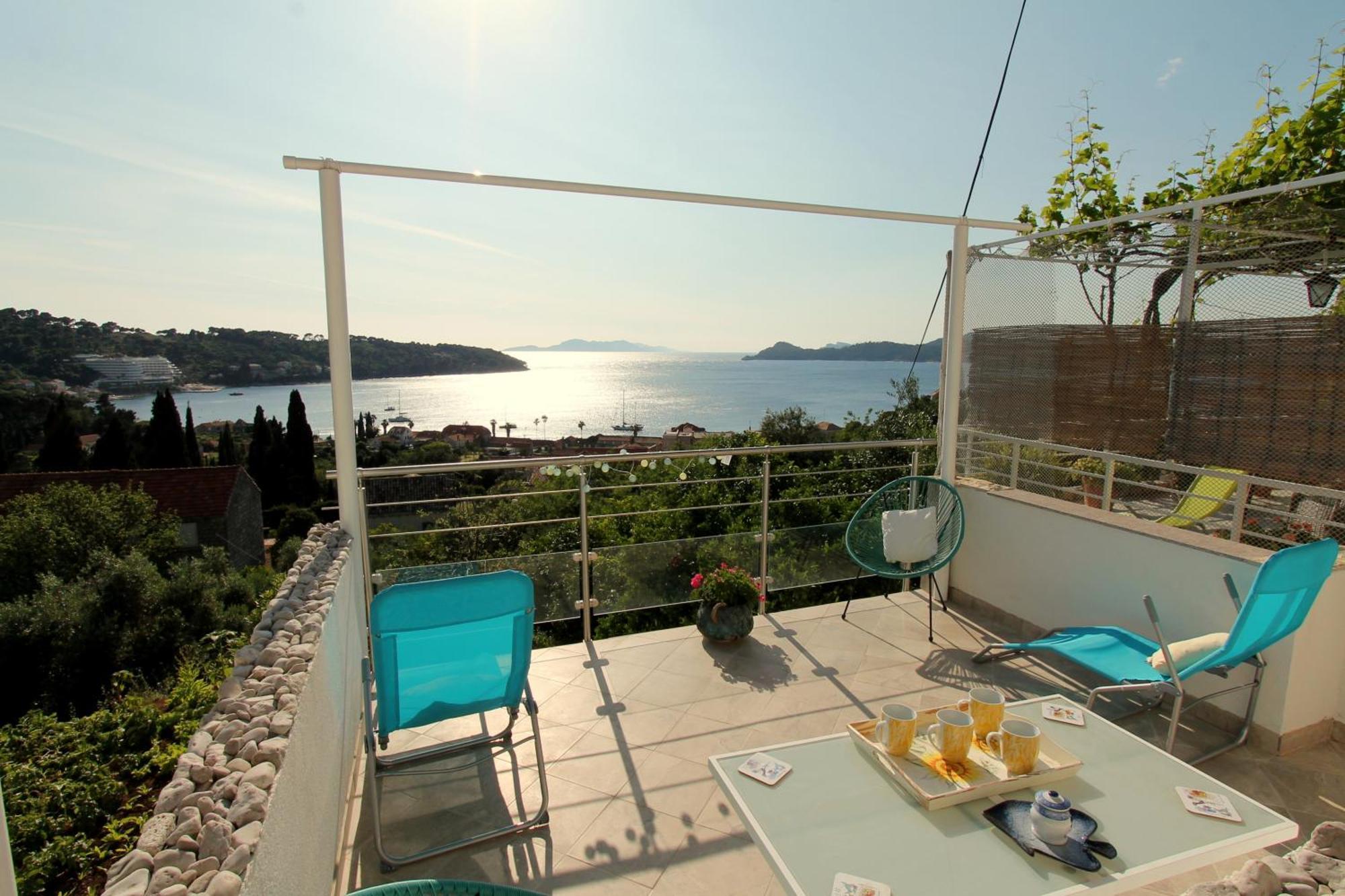 Apartments Cervelin Lopud Екстериор снимка